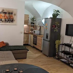 https://appartement-30m.fr-provencehotel.com
